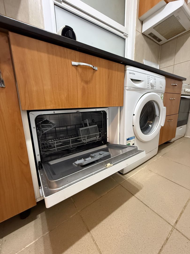 Apartament 2 camere de închiriat — Bd. Dimitrie Cantemir, Sector 4 - Poză 13