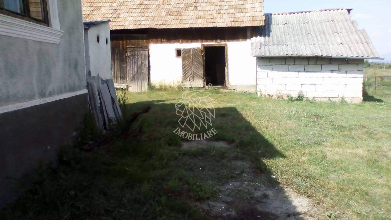 Teren intravilan 2000 mp si Casa-ideal investitie-Zona Subcetate - Poză 1