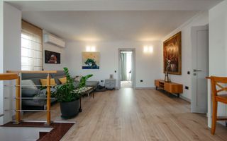 Vilă modernă  cu curte generoasă în Iancu Nicolae - Poză 23