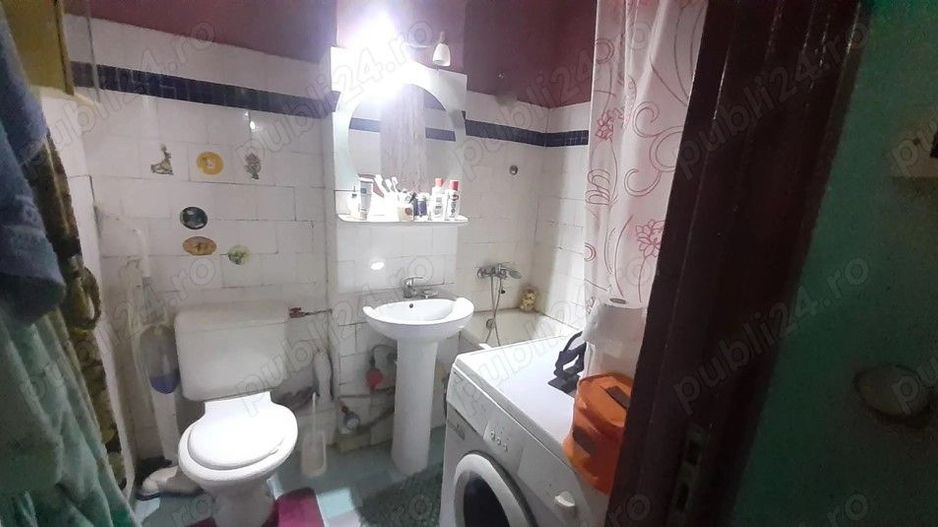 Apartament  3 camere zona Torontalului etaj 3 - Poză 7