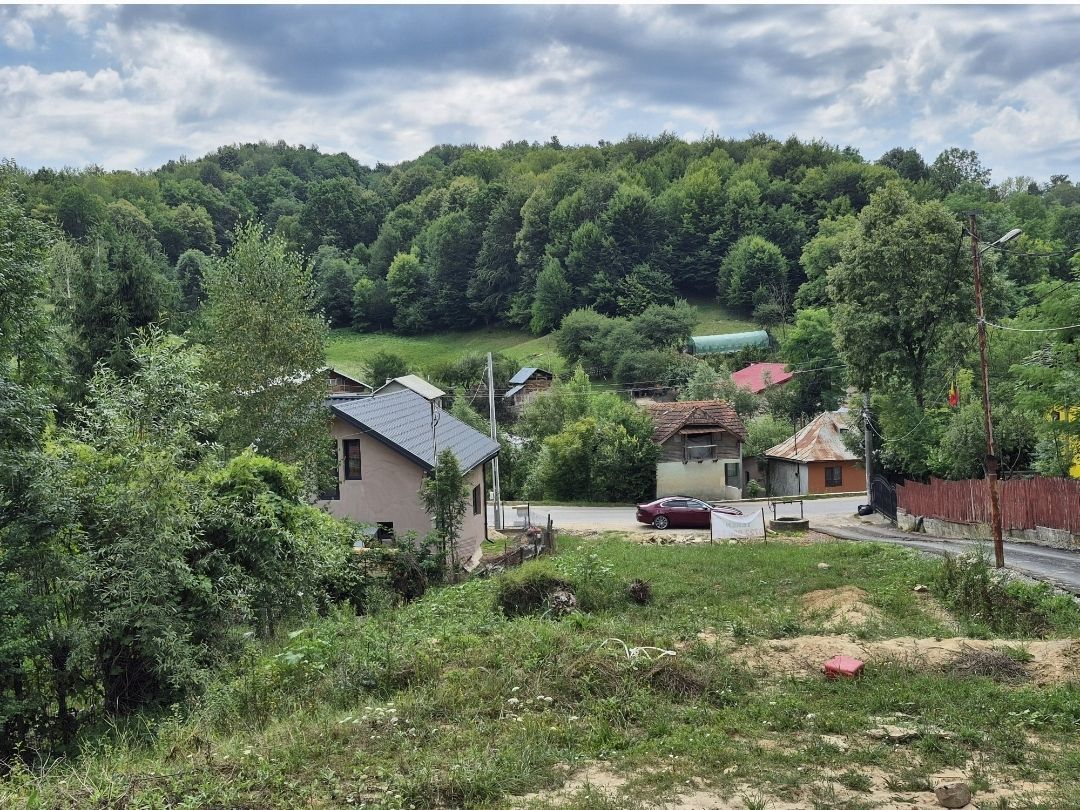 Teren intravilan-935 mp-dubla deschidere, Breaza-Valea Tarsei - Poză 7