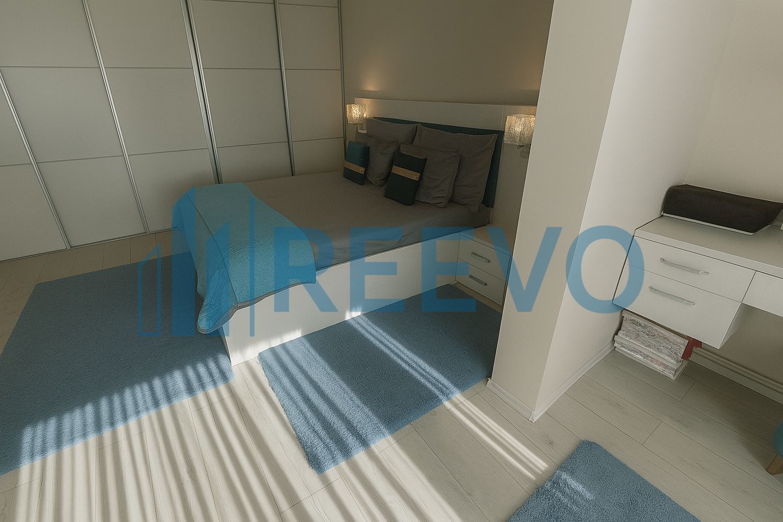 Proprietate Premium cu Două Case și Piscină în Hemeiuș - Poză 14