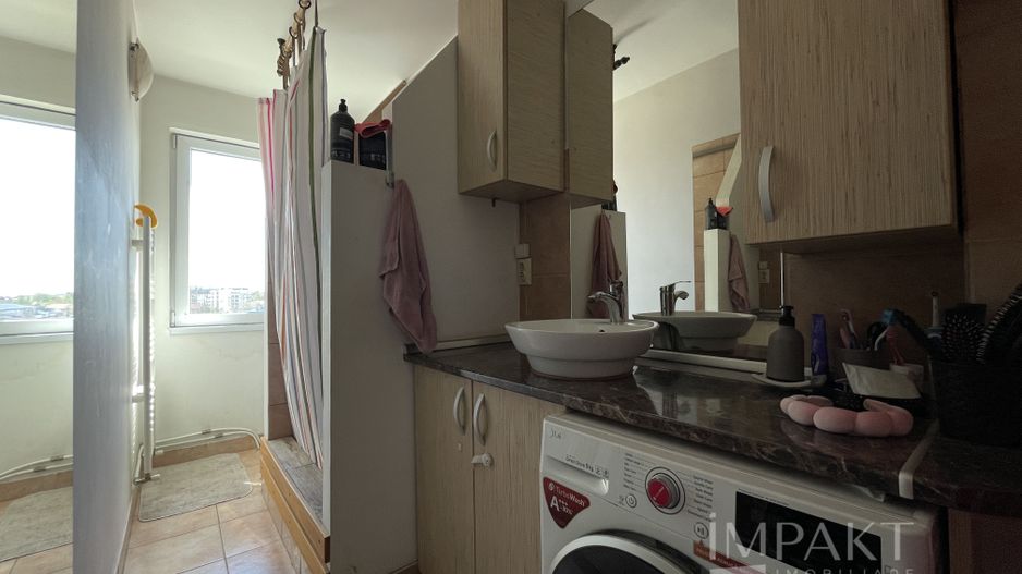 Apartament cu 3 camere spre vanare in zona Baciu! - Poză 7