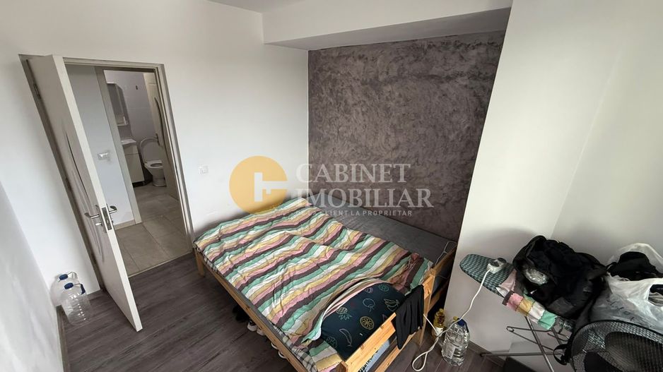 3 CAMERE DECOMANDAT--ETAJ 1-- ROND MALL MOLDOVA - Poză 2