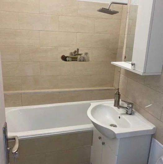 APARTAMENT 2 CAMERE 1 MAI - Poză 6