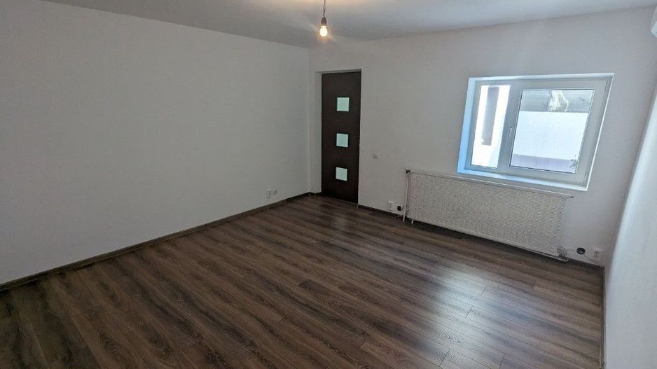 Casa Crangasi | 3 Camere | 5 min de mers Metrou Crangasi - Poză 3