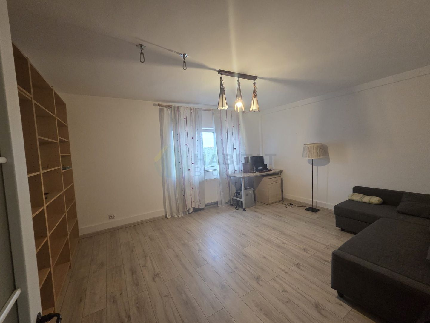Apartament de vânzare – 3 camere/ Zona 13 Septembrie / Parcul Sebastian - Poză 18