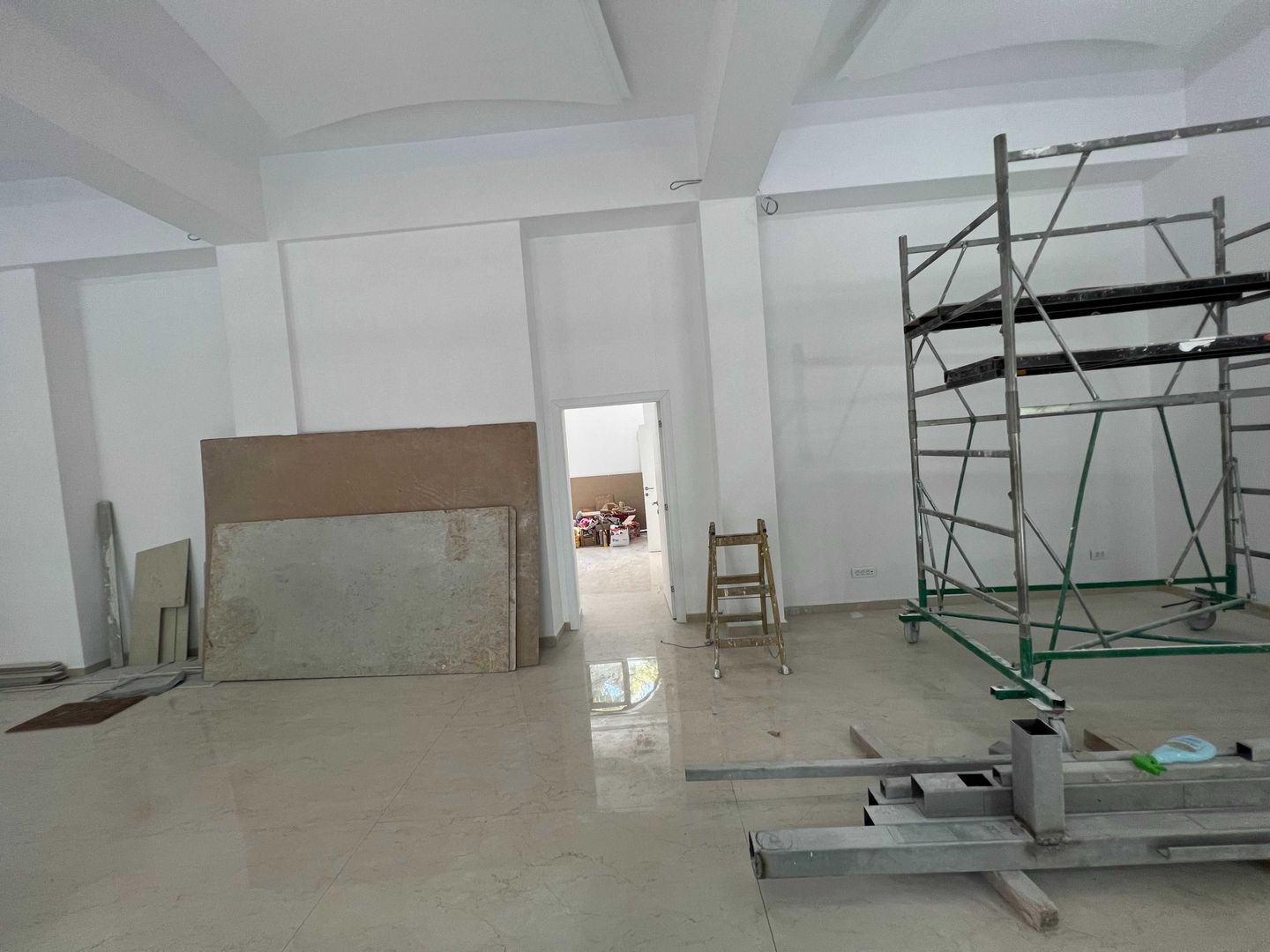 Spatiu comercial in centru Bulvardul Unirii 230 mp - Poză 12