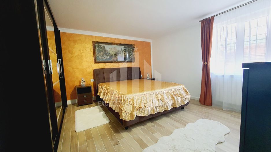 Apartament cu 3 camere decomandate, Centru - Poză 5