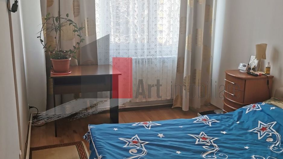 Vânzare apartament semidecomandat 4 camere cu centrală Bd. Obregia - Poză 37