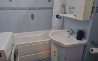 Garsonieră Titan, bloc reabilitat, etaj 7, balcon închis, mobilată - Poză 3