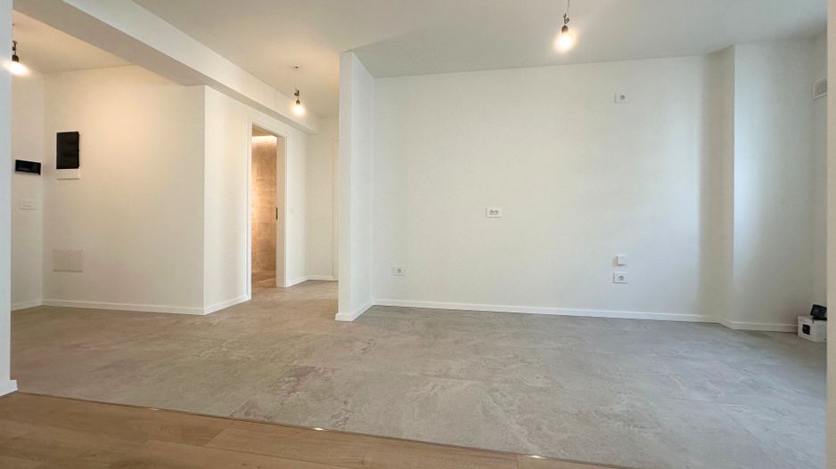 Apartament de lux 2 camere nelocuit Zona Coresi Kasper - Poză 9