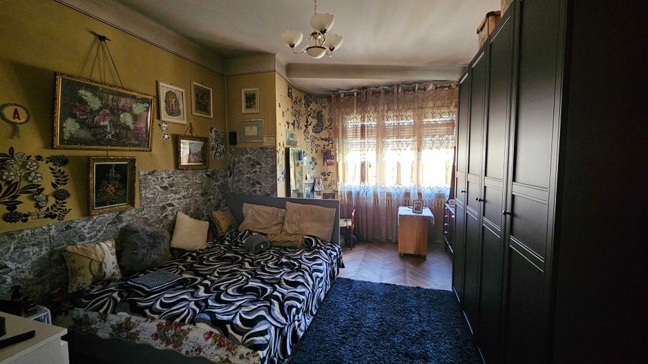 Apartament 4 camere 100mp Armenească 10,in apropiere de Universitate ! - Poză 3