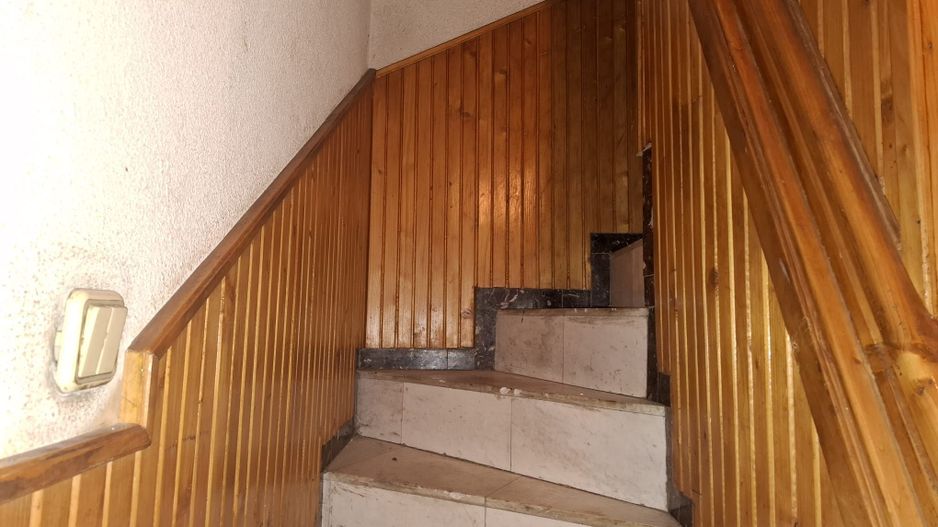 URGENT!, TEREN IN PROPRIETAE, RENOVATA IN 1996, NEGOCIABIL - Poză 17