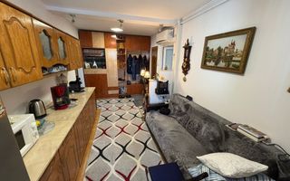 Apartament 2 camere, decomandat - zona Cetate - Poză 5