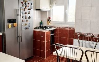 Apartament 2 camere, centrală proprie, loc parcare, reabilitat termic - Poză 4