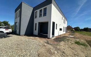Duplex | Parter + Etaj | Toate utilitatile | Curte generoasa | Sacalaz - Poză 1