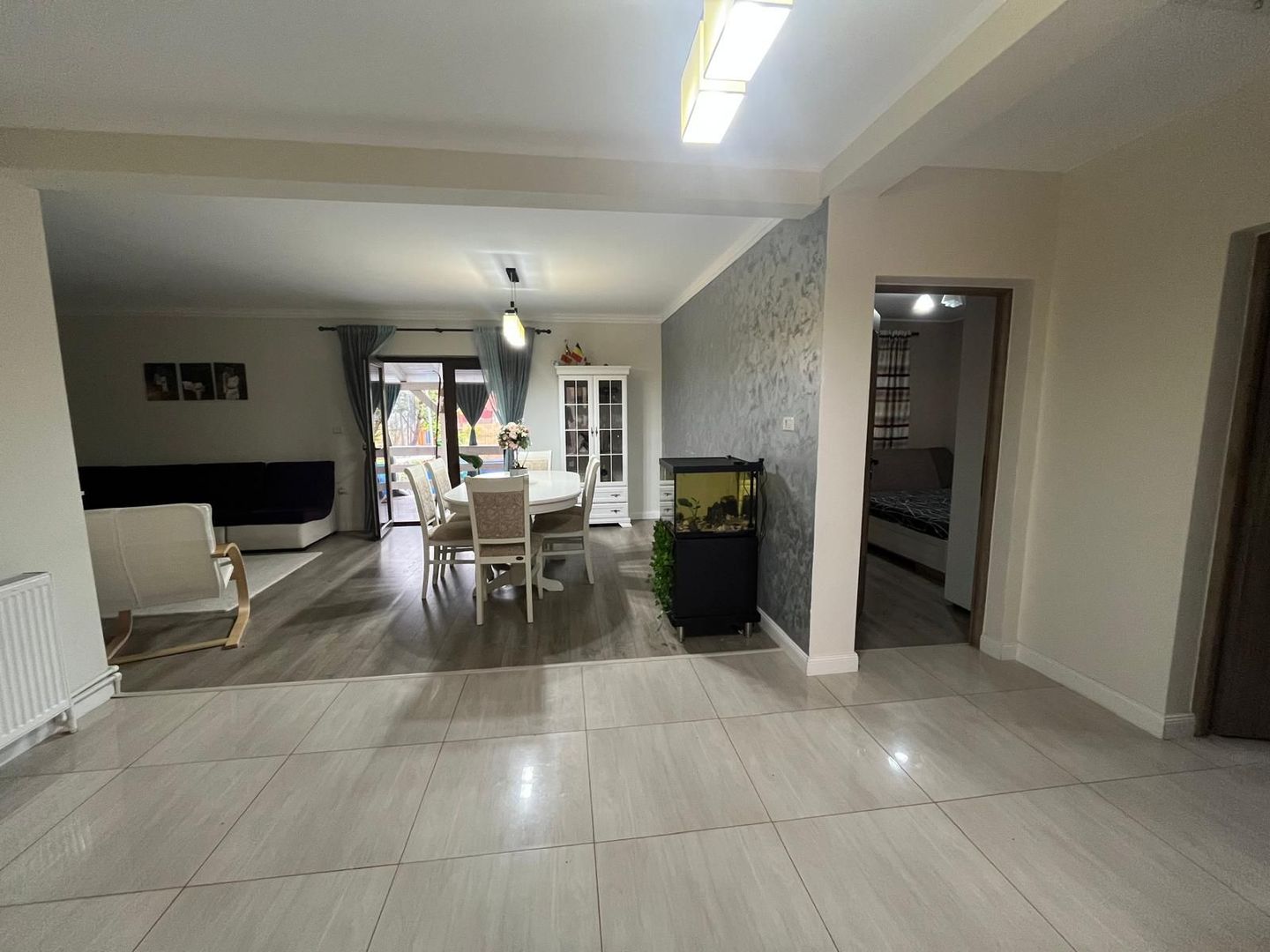 Casa modernă în Vladimirescu - Poză 10