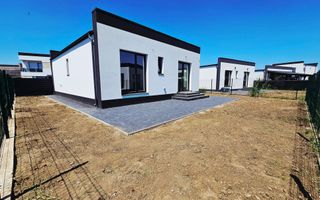 Casa 3 camere de închiriat - comuna Berceni - Poză 6