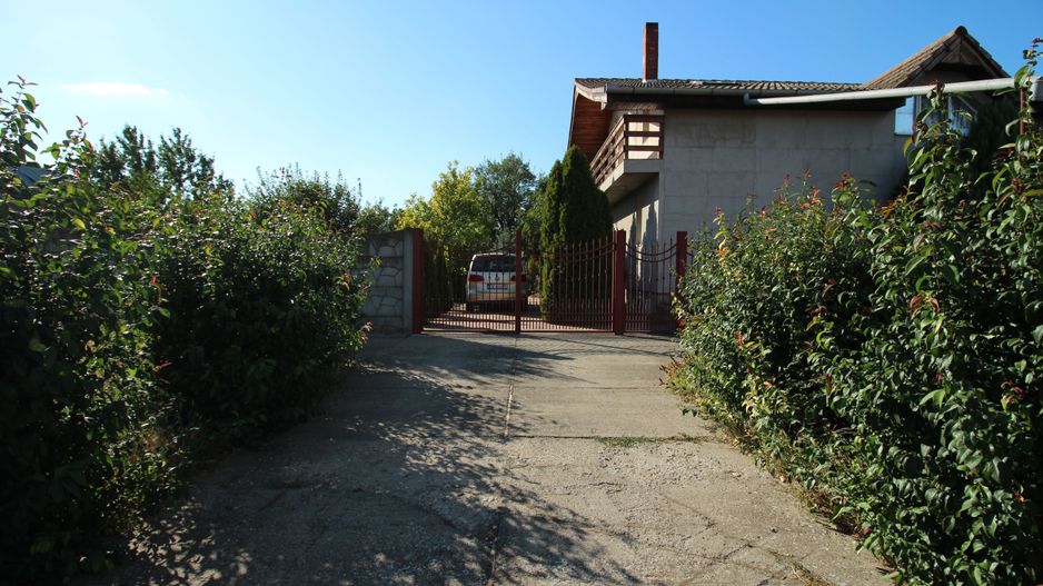 Proprietate cu potențial rezidențial și comercial | Comuna Pesac - Poză 14