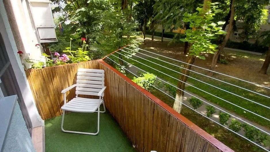 Apartament 2 camere et.1 mobilat utilat cu garaj autorizat - Poză 1