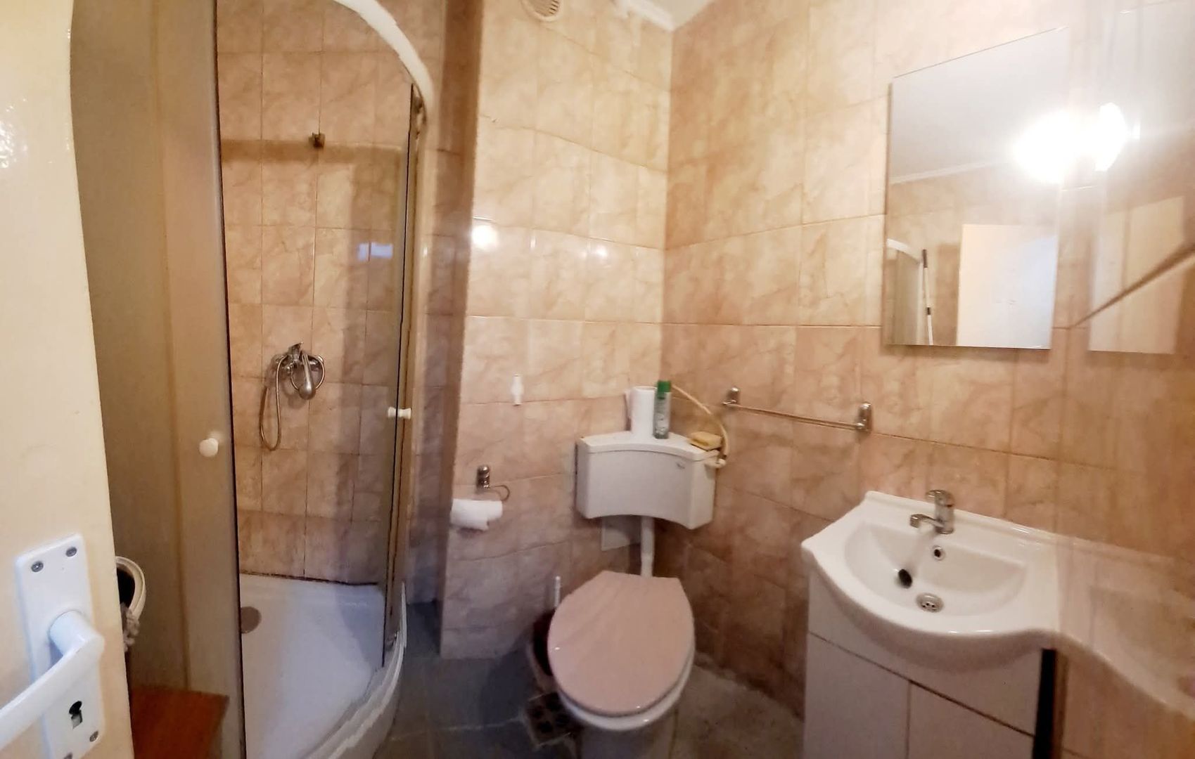 BRASADAS vinde URGENT garsoniera UTILATA pe Closca PARTER. - Poză 4