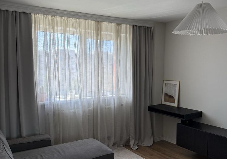 APARTAMENT  RENOVAT COMPLET MOBILAT METROU ZONA PIATA VICTORIEI - Poză 2
