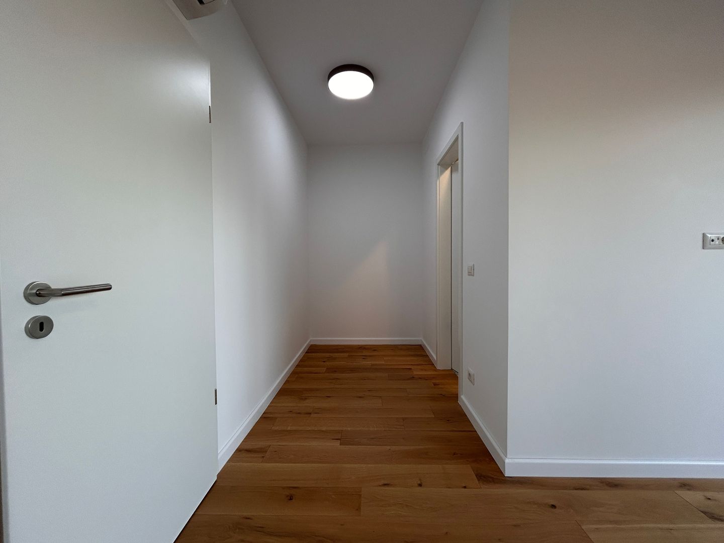 APARTAMENT 2 CAMERE | GREEN LAKE | LOC DE PARCARE | GRADINA 168MP - Poză 13