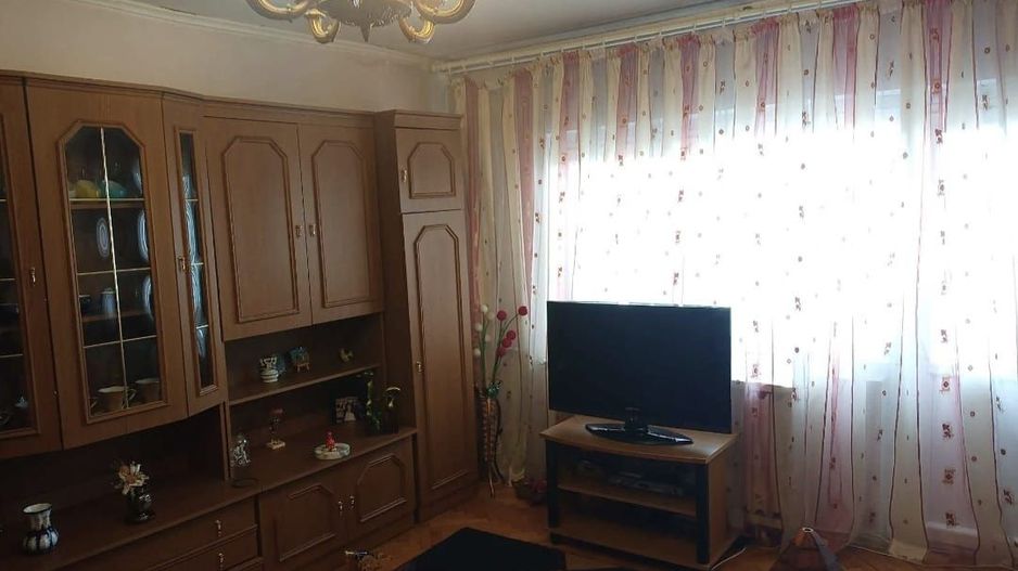 OTOPENI, CENTRAL , APARTAMENT 3 CAMERE - Poză 1