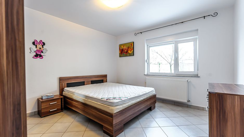 Casă situată pe strada Constituției, Aradul Nou - Poză 6