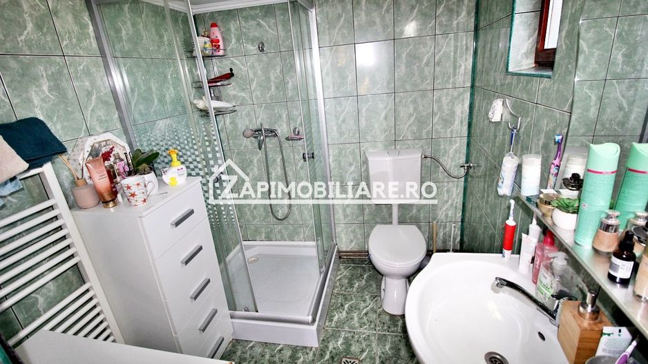 Casa 6 camere, 150mp.utili,527mp teren, zona semicentral - Poză 10