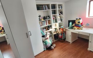 Casa Vanzare Giulesti 4 camere - Poză 1