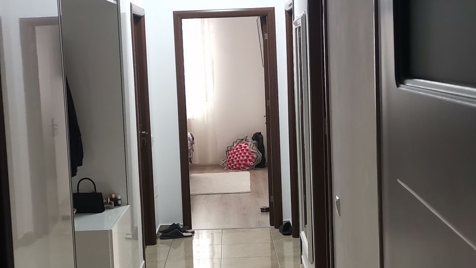 Vânzare apartament 3 camere confort 1 - Poză 4