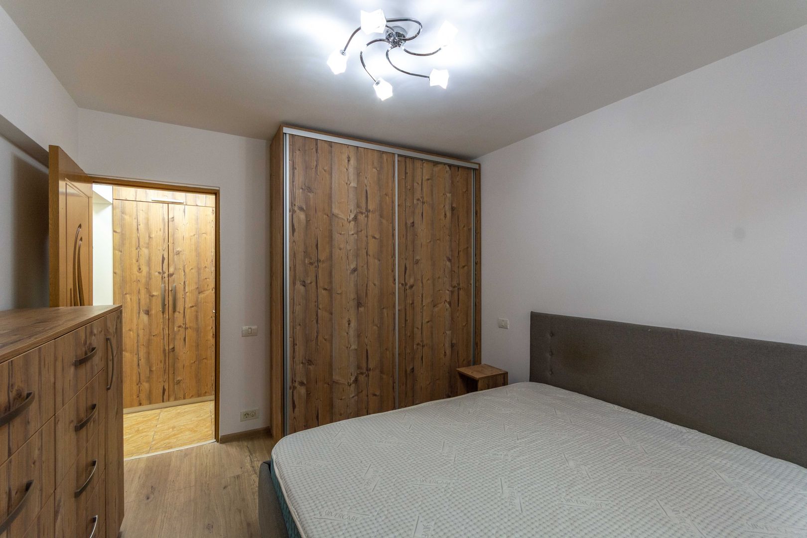 Titan - Prisaca Dornei nr. 6, Parcul Titanii,  2 camere cu loc de parc - Poză 12