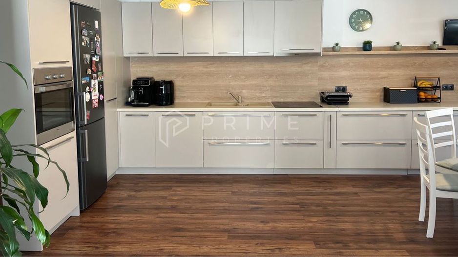 Casă spațioasă structurată pe 4 niveluri – Corunca, zona Rompetrol - Poză 6