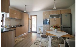 Casă de vânzare în Miroslava – Str. Alexandru Vlahuță nr. 4 - Poză 4