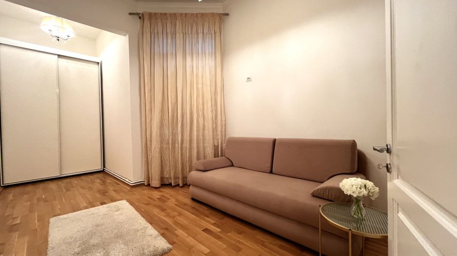 Apartament 3 camere, elegant si spațios, lângă parc, zona Centrala - Poză 20