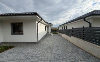 Casa de vanzare, 4 camere, zona Nord, Utrafinisata!!! - Poză 7