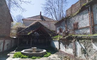 Teren ultracentral 1200mp și construcții - Poză 8