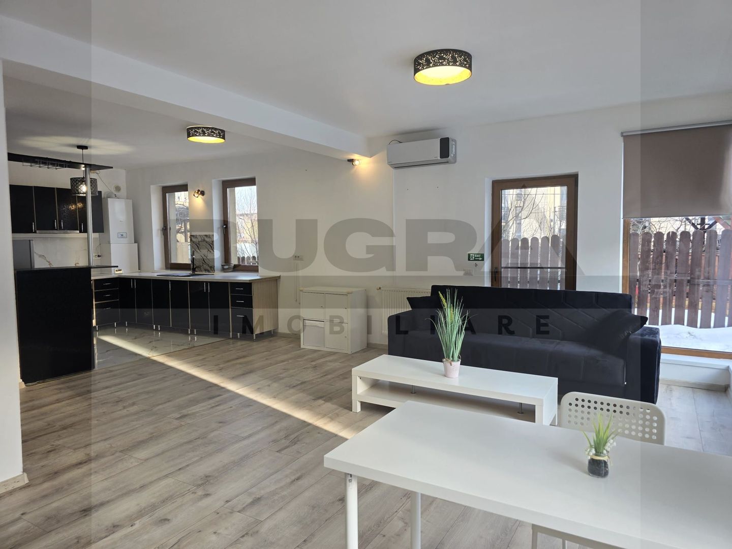 Casa individuala de 140mp, curte 400mp, 3 parcari, cartier Buna Ziua - Poză 1