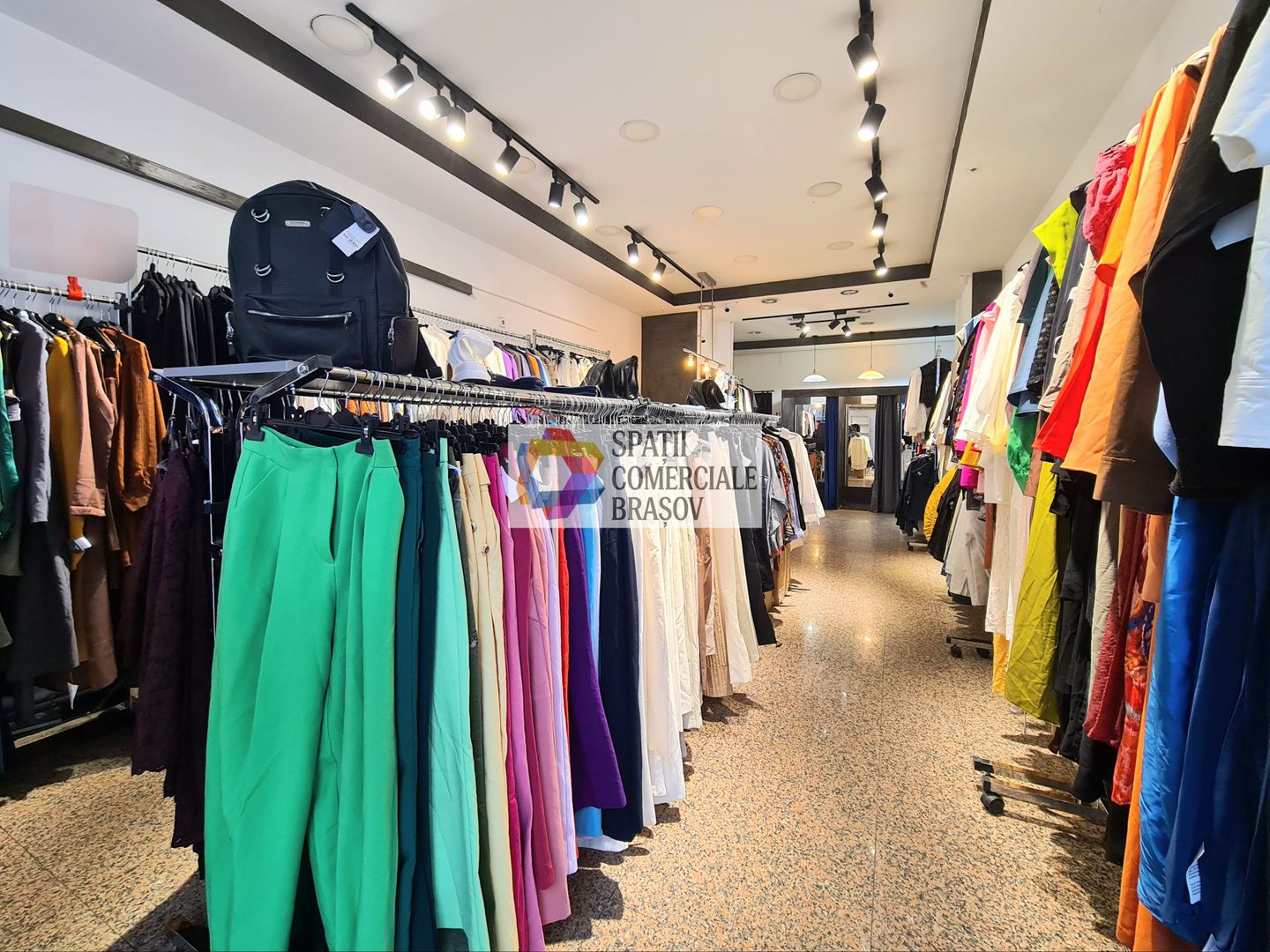 Spatiu comercial de închiriat Brasov - 65 mp # spatii-comerciale-brasov.ro - Poză 1
