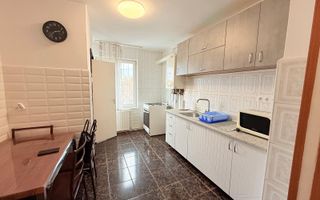 Apartament cu 2 camere de închiriat în Cornişa - Poză 1