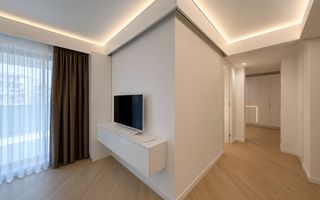 Cortina North | Design Apartment/POOL/SPA/GYM - Poză 3