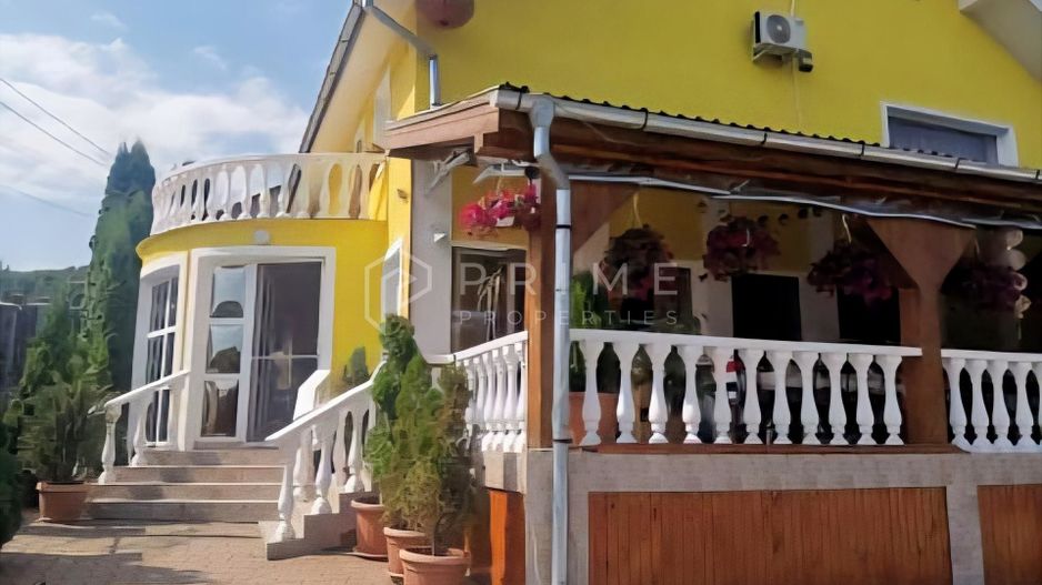 Casă individuală 310mp utili, 8 camere, piscină - Poză 1