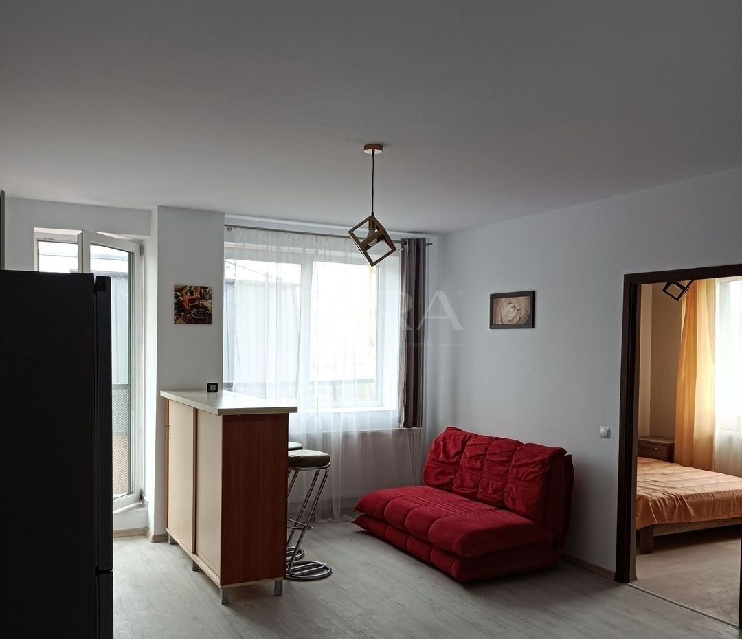 Apartament într-un bloc modern, priveliște deosebită. - Poză 1