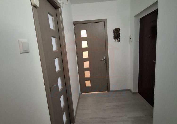 📍De închiriat 2 camere, Micro 20, 350 Euro/luna - Poză 1
