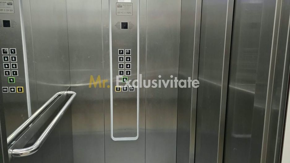 De vânzare apartament 3 camere, centru Satu Mare - Poză 17