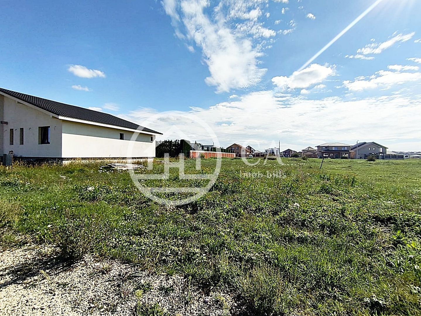 Teren de vânzare in Cartierul Viena, Oradea - Poză 1