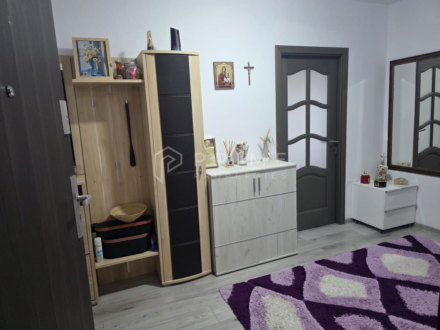 Chirie 2 camere, mobilat modern, etaj1- zona Tudor - Poză 4