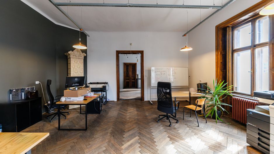 Cladire Istorica - Zona Baile Neptun - Comision 0% - Poză 3